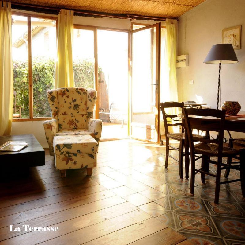 Hotel La Vigne Bleue Olonzac Exterior foto